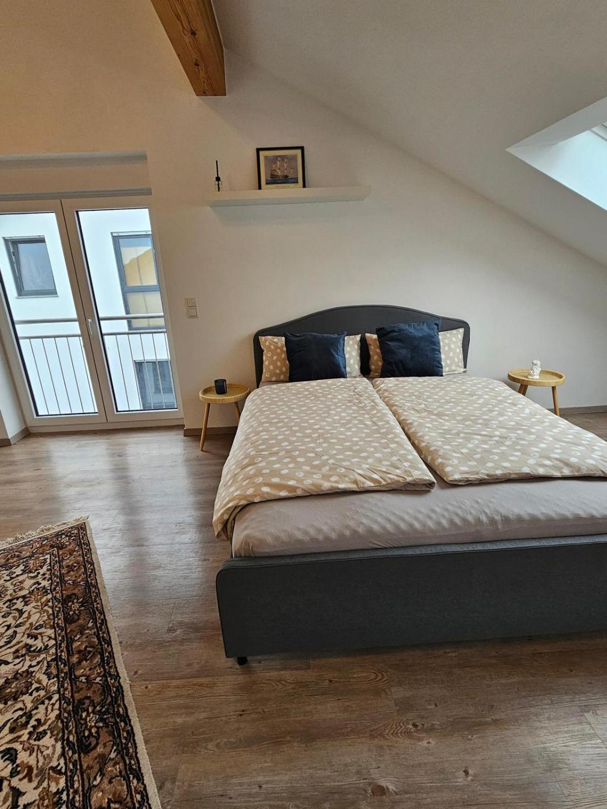 Moderne Doppelhaushaelfte In Oppenheim Villa Bagian luar foto